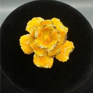 VTG Giovanni Gold Tone Yellow Enamel Rose Brooch Pin 1.75”